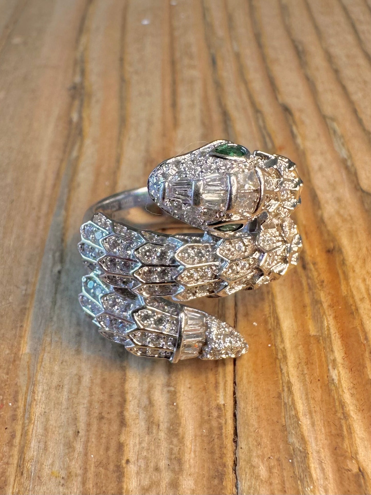 White CZ Serpentine Green Eye Wrapping 925 Sterling Silver Size N1/2 Ring