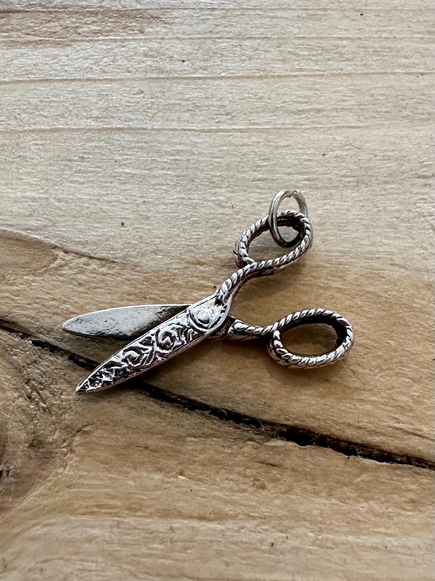 Vintage Scissors Decorated Silver Charm Pendant