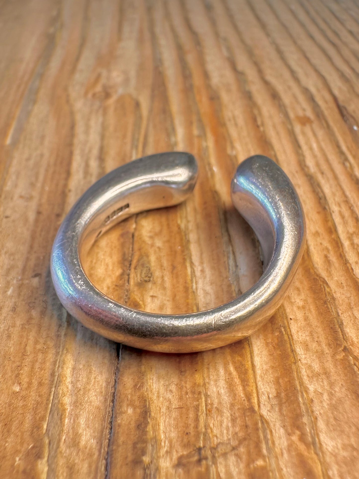Abstract Modernist Heavy 2001 Maker DJC 925 Sterling Silver Size Q Ring