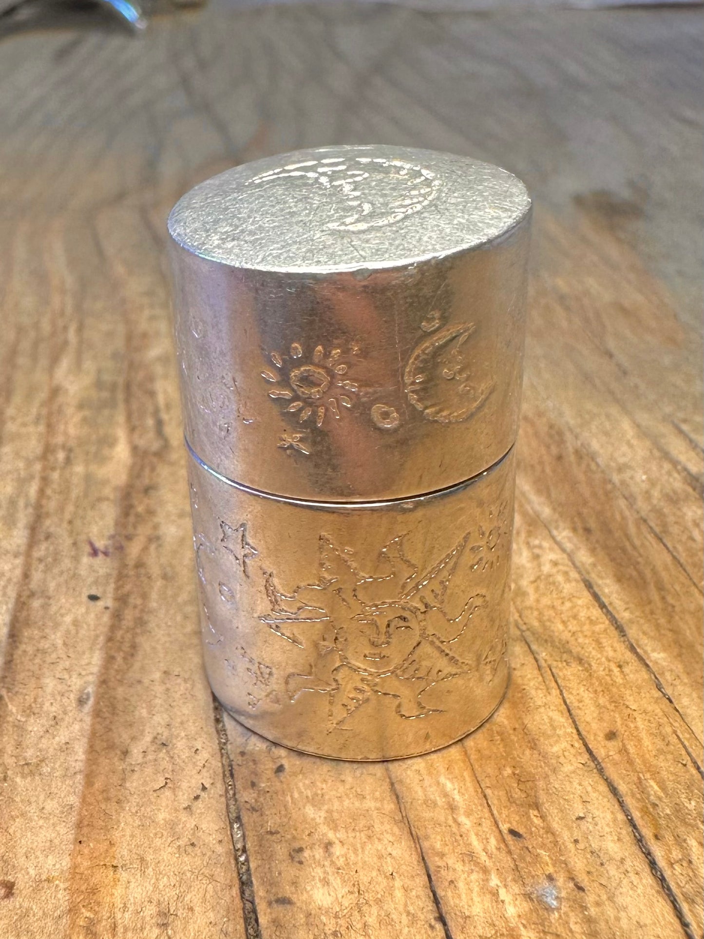 Modern Cylinder Engraved Sun Star and Moon Box 925 Sterling Silver Collectable