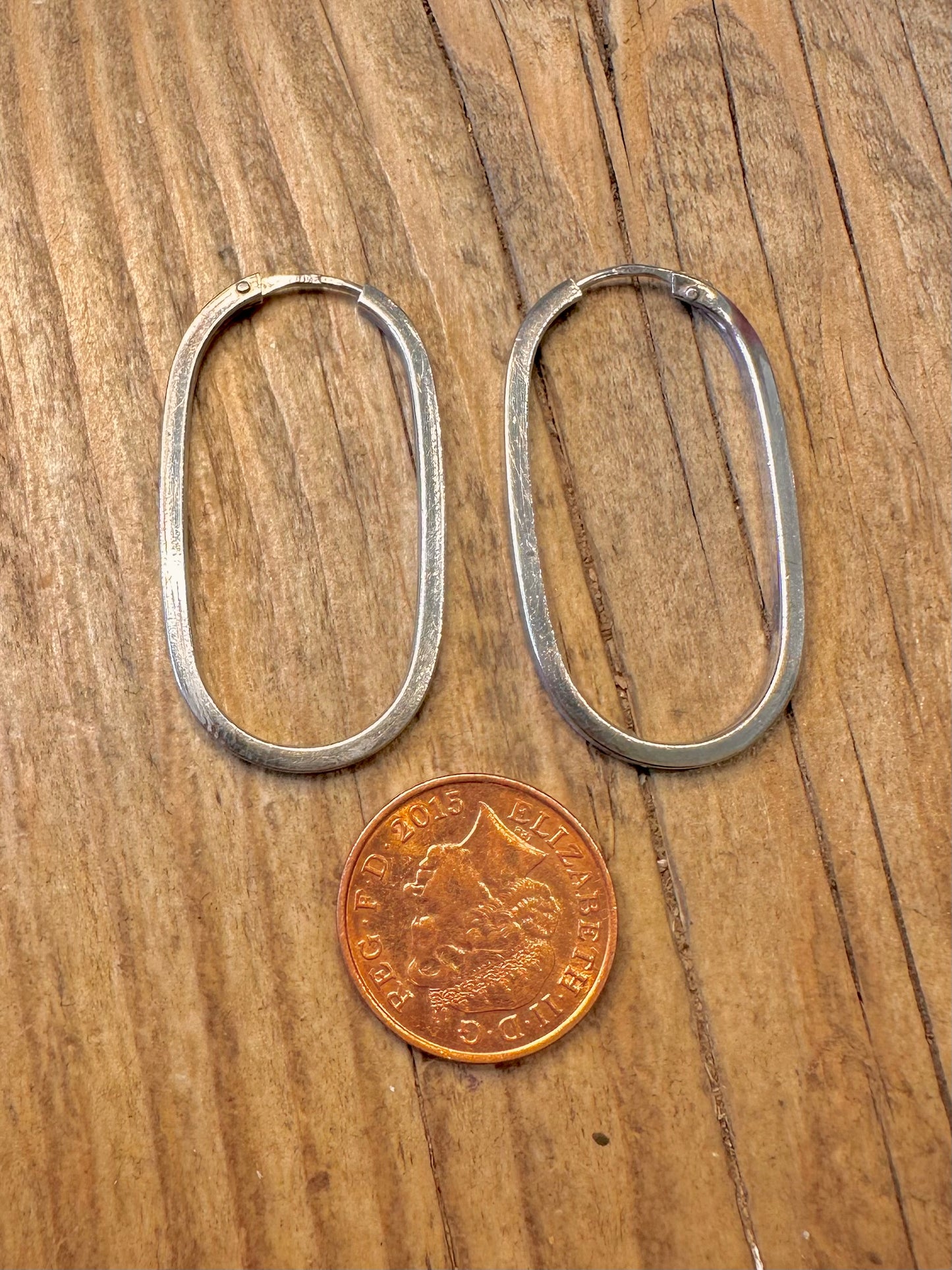 Längliche Creolen aus 925er Sterlingsilber