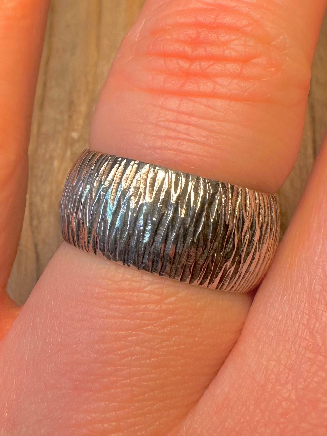 Vintage Bark Effect Band 925 Sterling Silver Size Q Ring