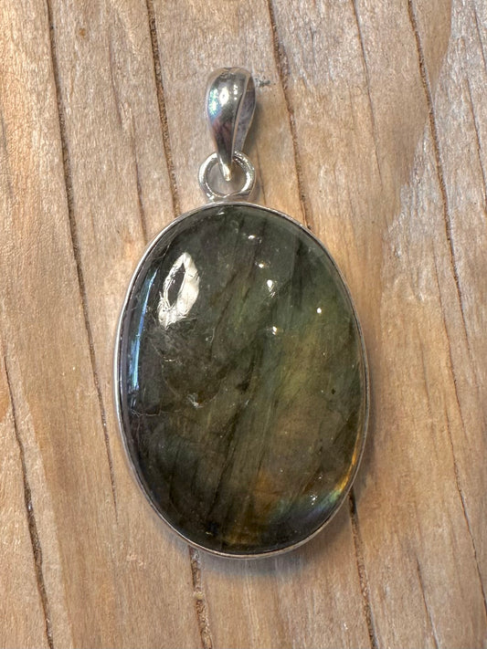 Vintage Labradorite Oval 925 Silver Pendant
