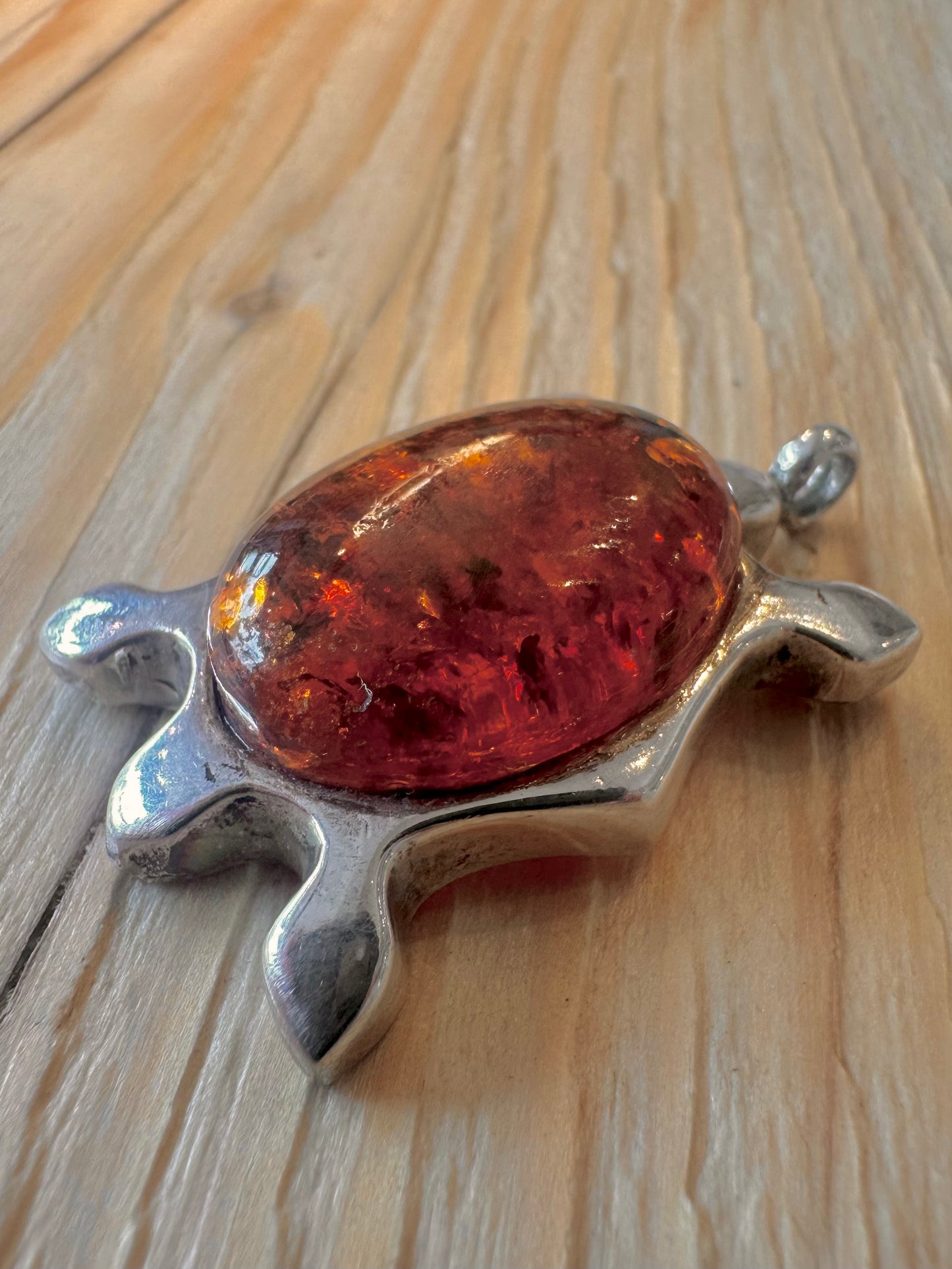 Vintage Abstract Amber Turtle 925 Silver Pendant
