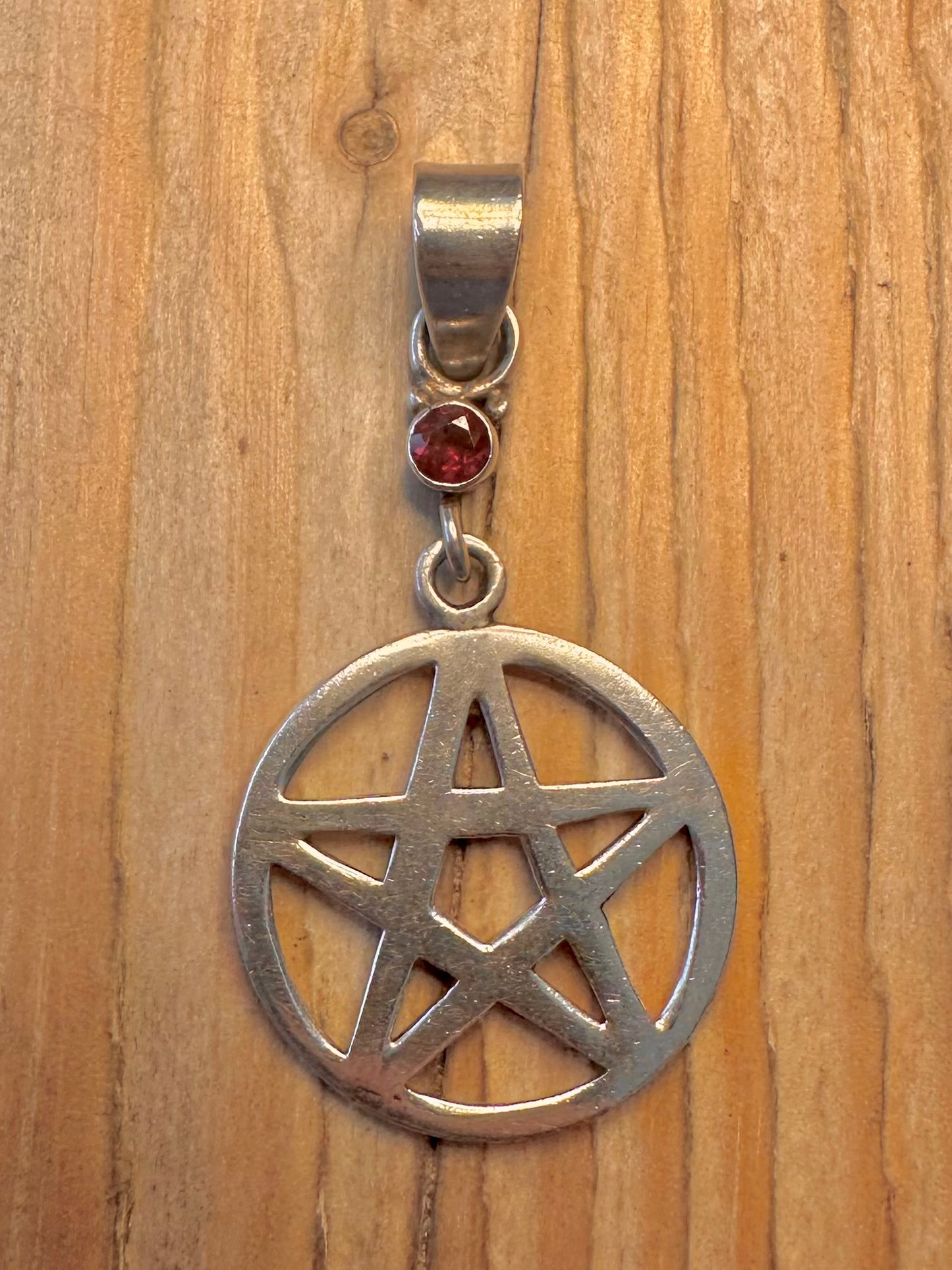 Vintage Pentagram Garnet Stone 925 Sterling Silver Pendant