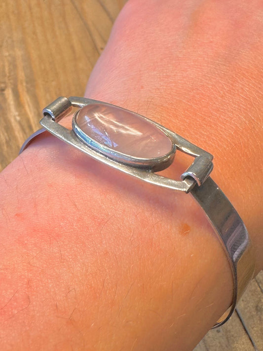 Rose Quarts 1979 Hinged Maker S&Co 925 Sterling Silver Bangle