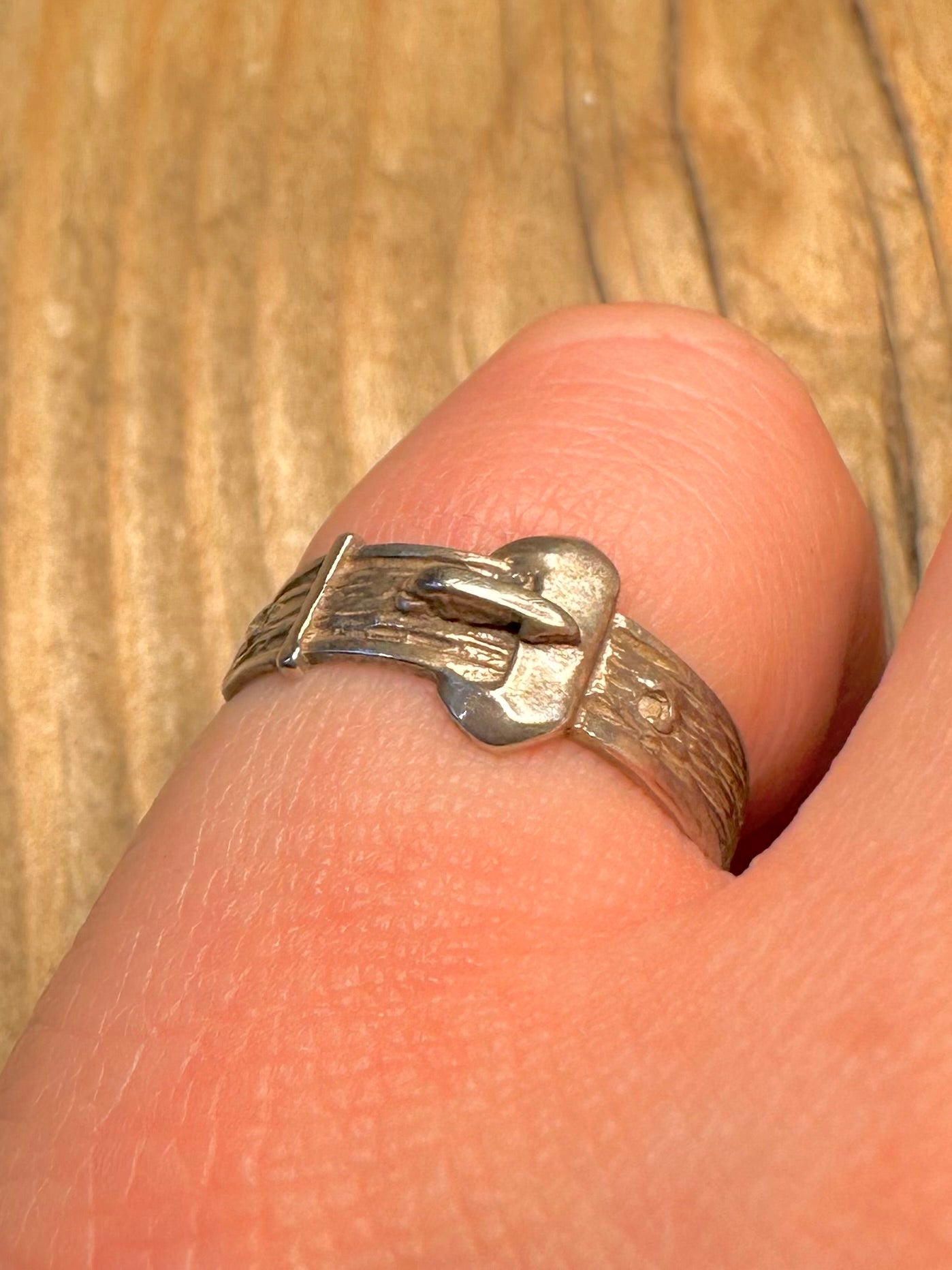 Vintage 1988 Buckle Textured 925 Sterling Silver Size M Ring