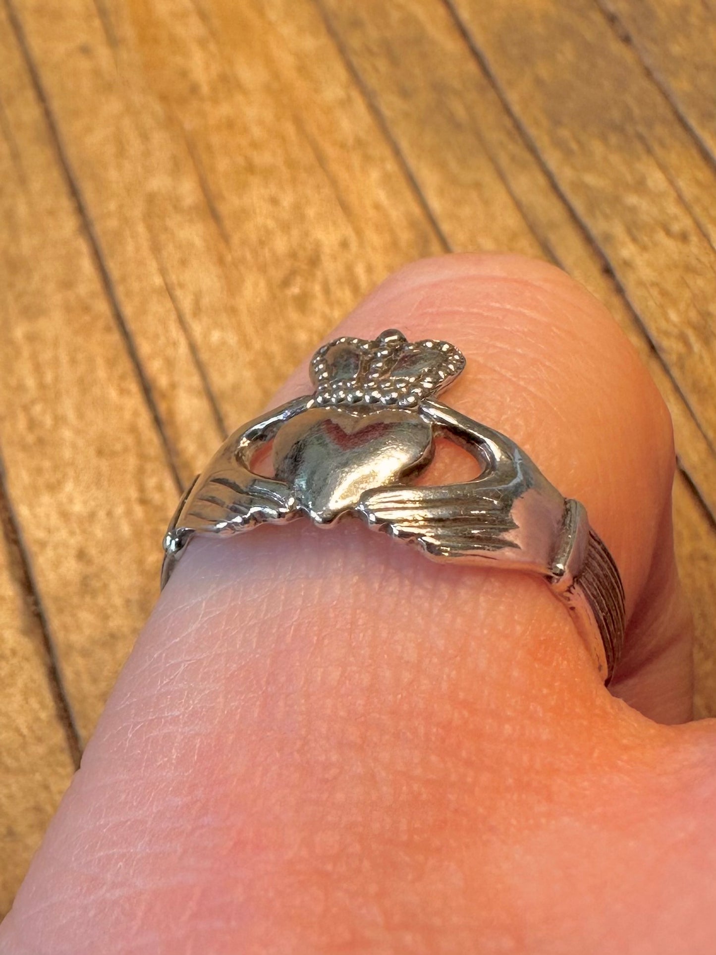 Claddagh 1979 Made in Ireland 925 Sterling Silver Size P Ring