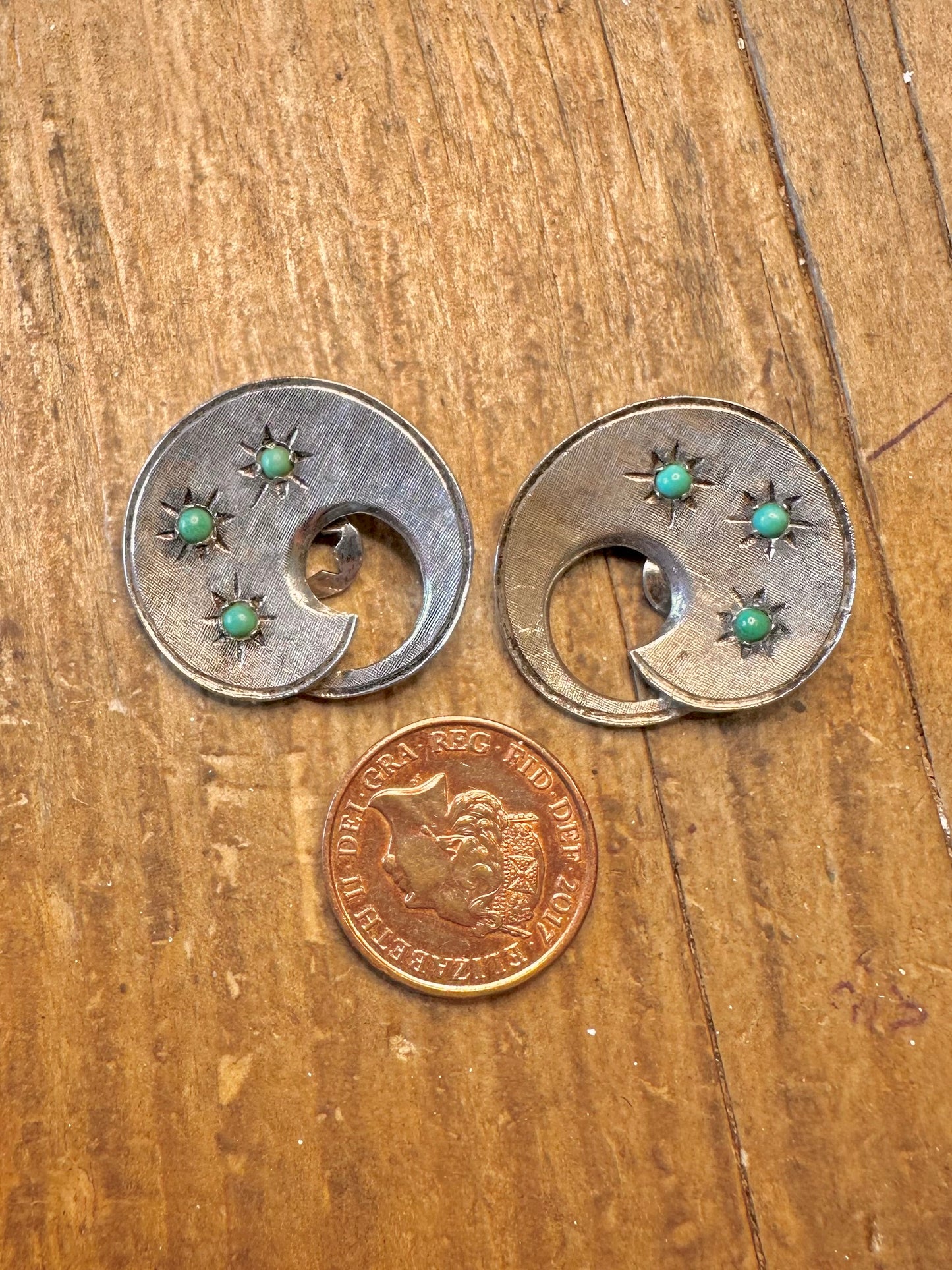 Star Burst Turquoise Brush Effect Clip On 925 Sterling Silver Earrings
