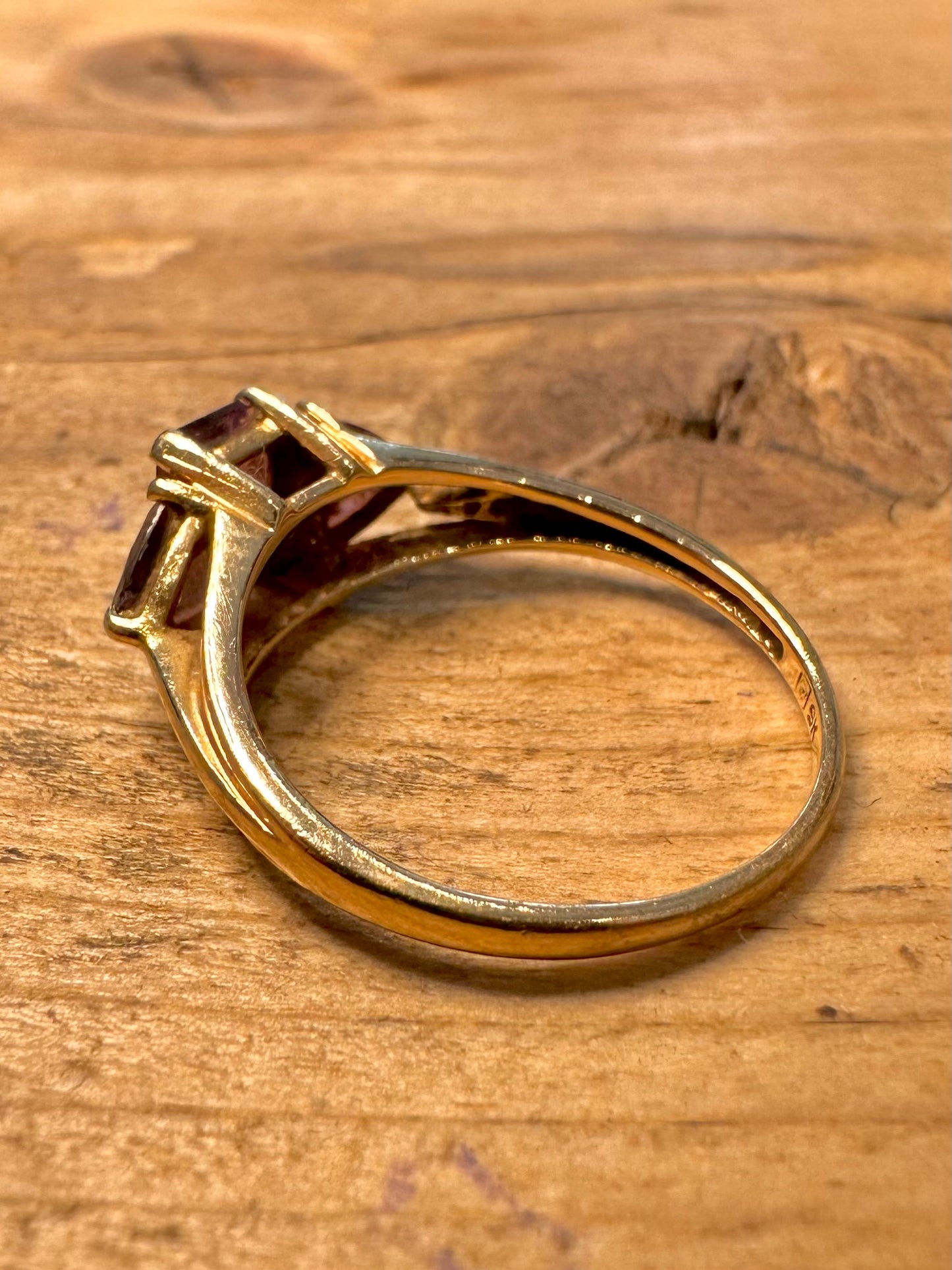 Vintage 9ct Gold Amethyst 375 Size P1/2 Ring