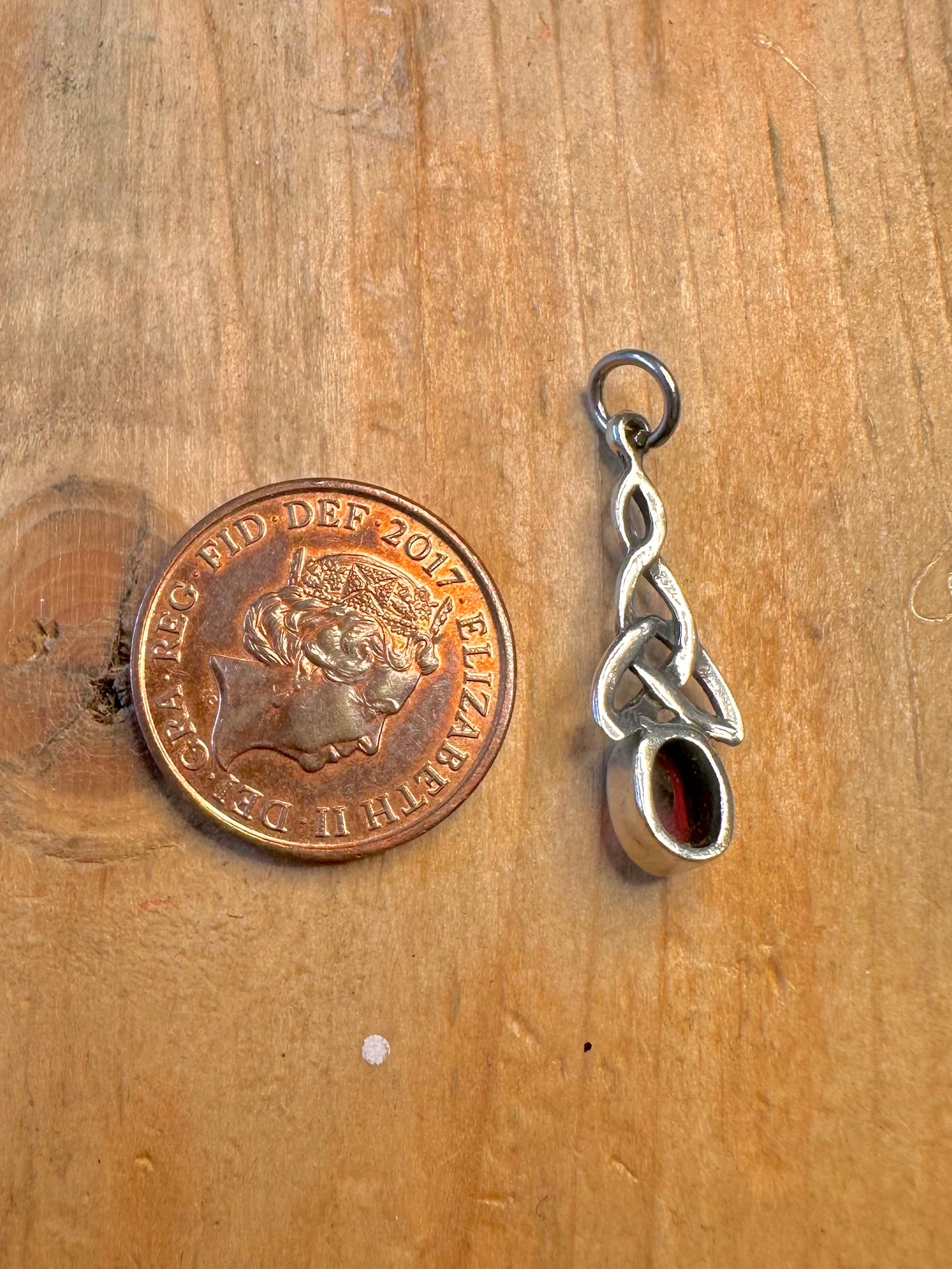 Celtic Garnet Red Stone 925 Sterling Silver Pendant