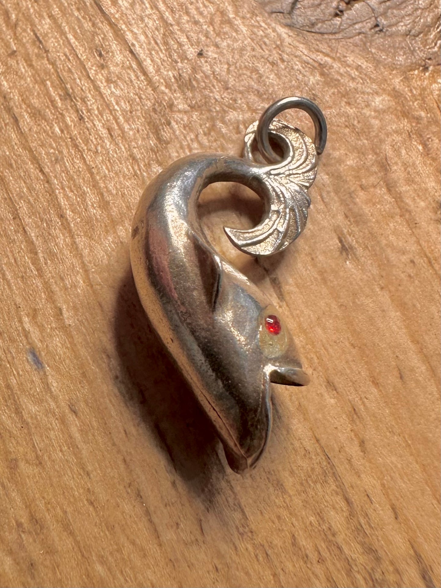 Vintage Red Eye Stone Fish 925 Silver Charm Pendant