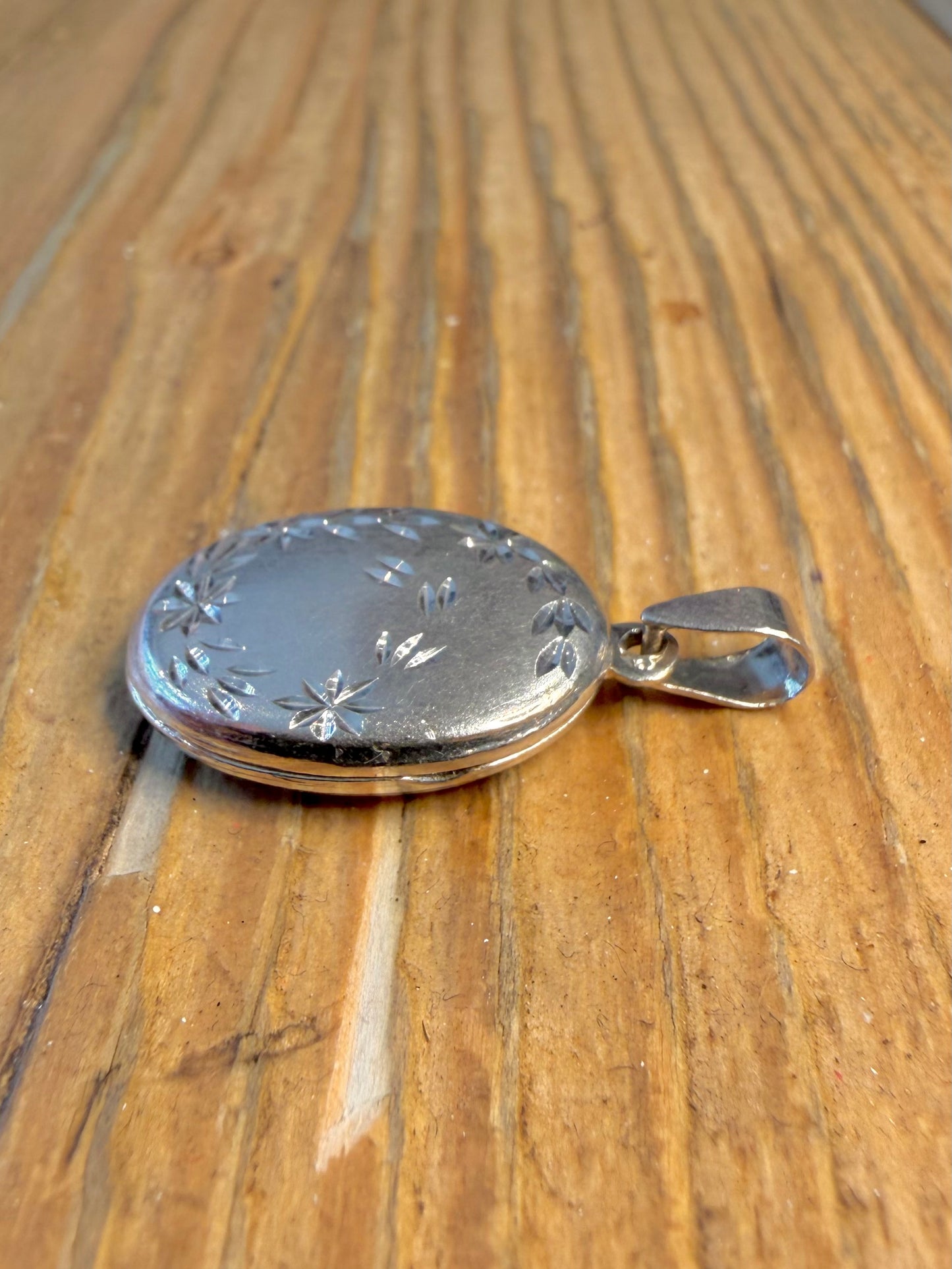 Oval Etched Floral Locket 925 Sterling Silver Pendant