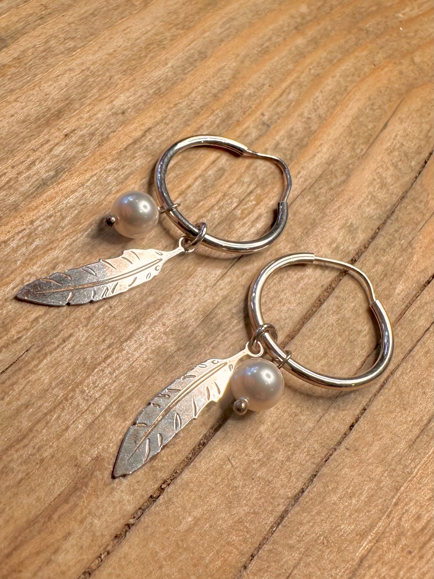 Modern Hoops Leaf Pearl 925 Sterling Silver Earrings