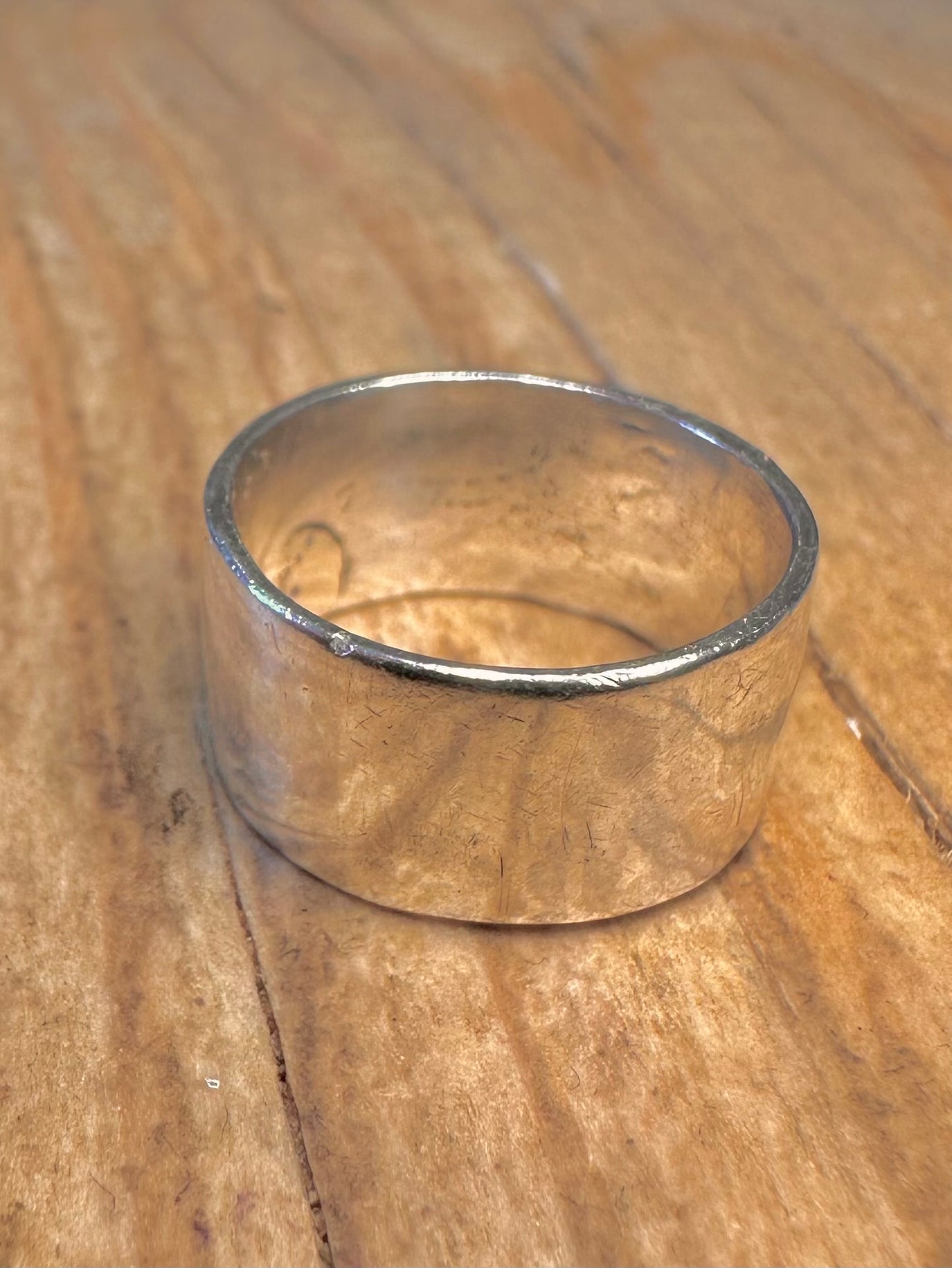 Abstract Hammered Love Gold on 925 Sterling Silver Size J1/2 Ring