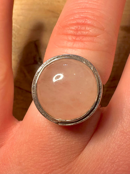 Vintage 1976 Rose Quarts 925 Silver Size P Ring