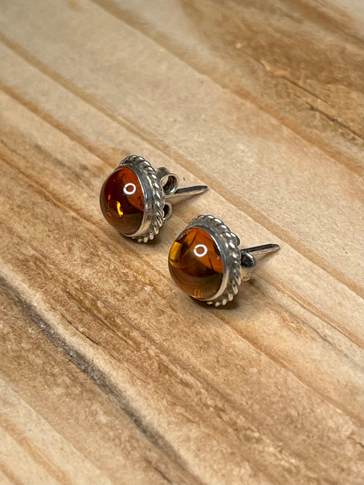 Small Circle Amber Beaded Border 925 Sterling Silver Stud Earrings