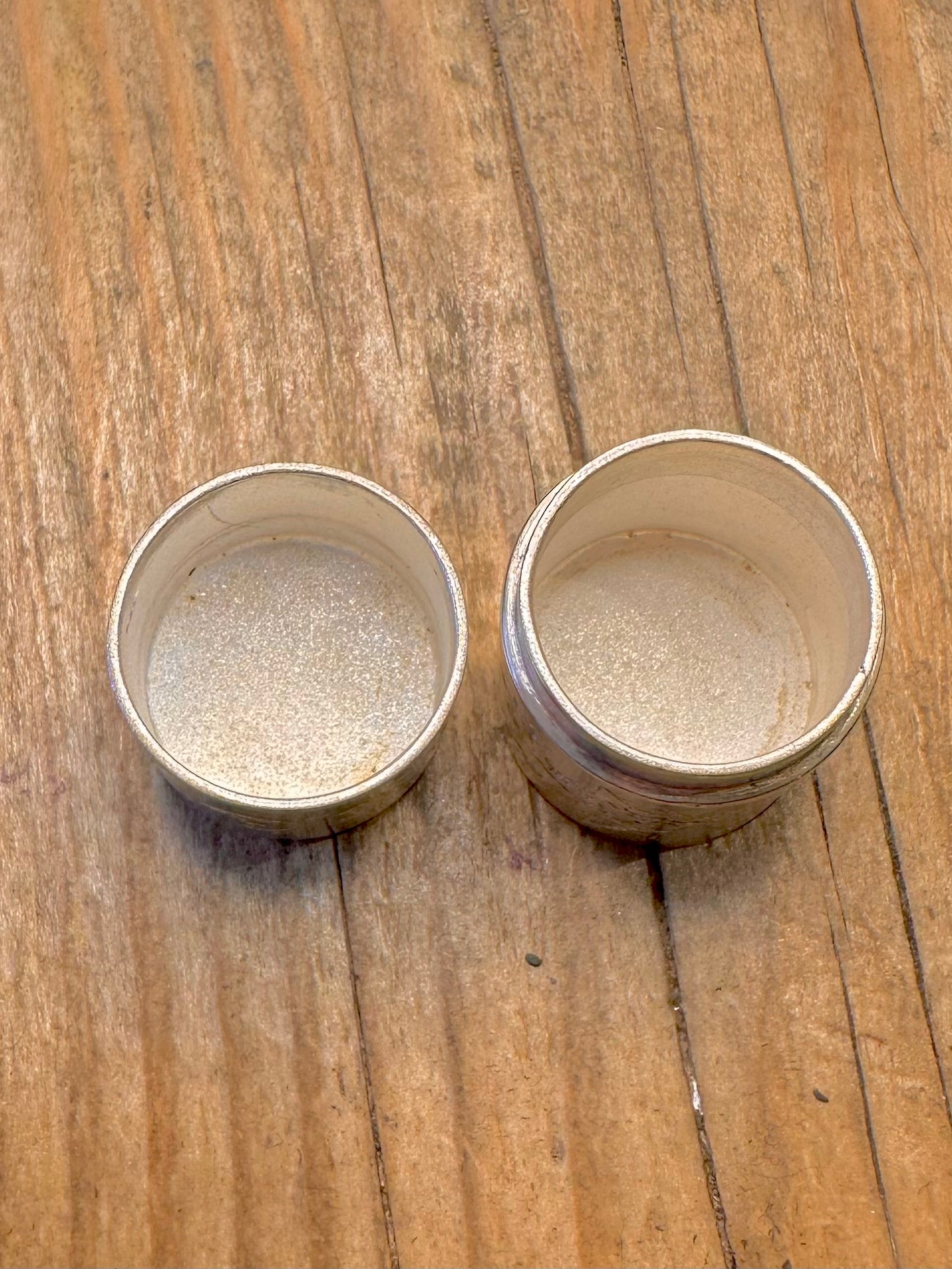 Modern Cylinder Engraved Sun Star and Moon Box 925 Sterling Silver Collectable