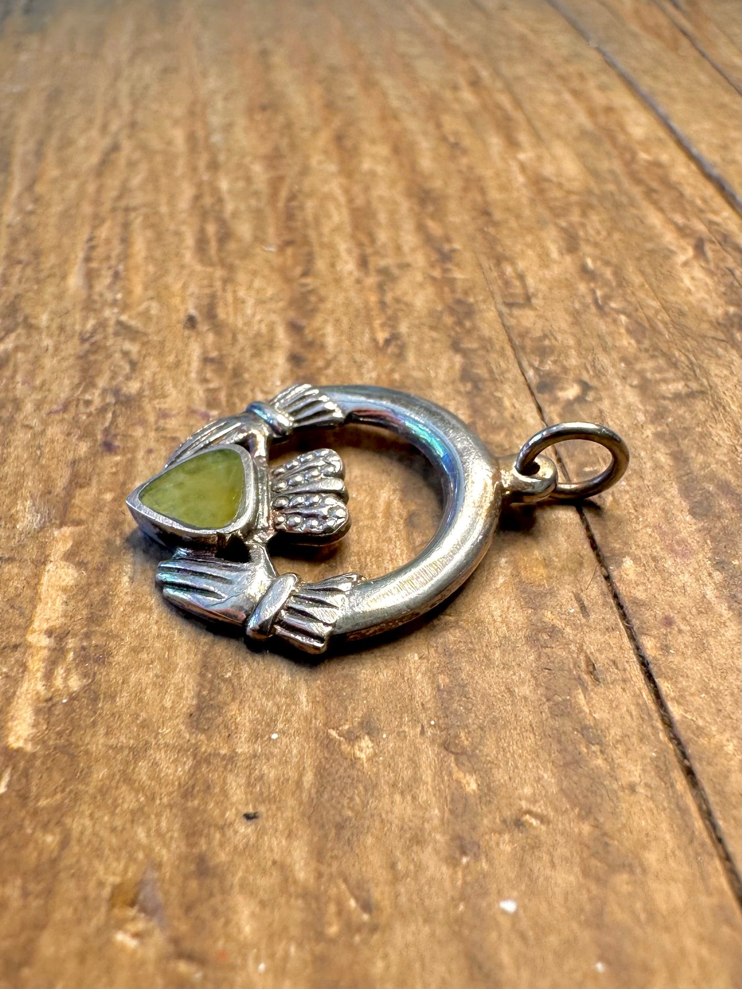 Claddagh 1990 Green Marble 925 Sterling Silver Pendant