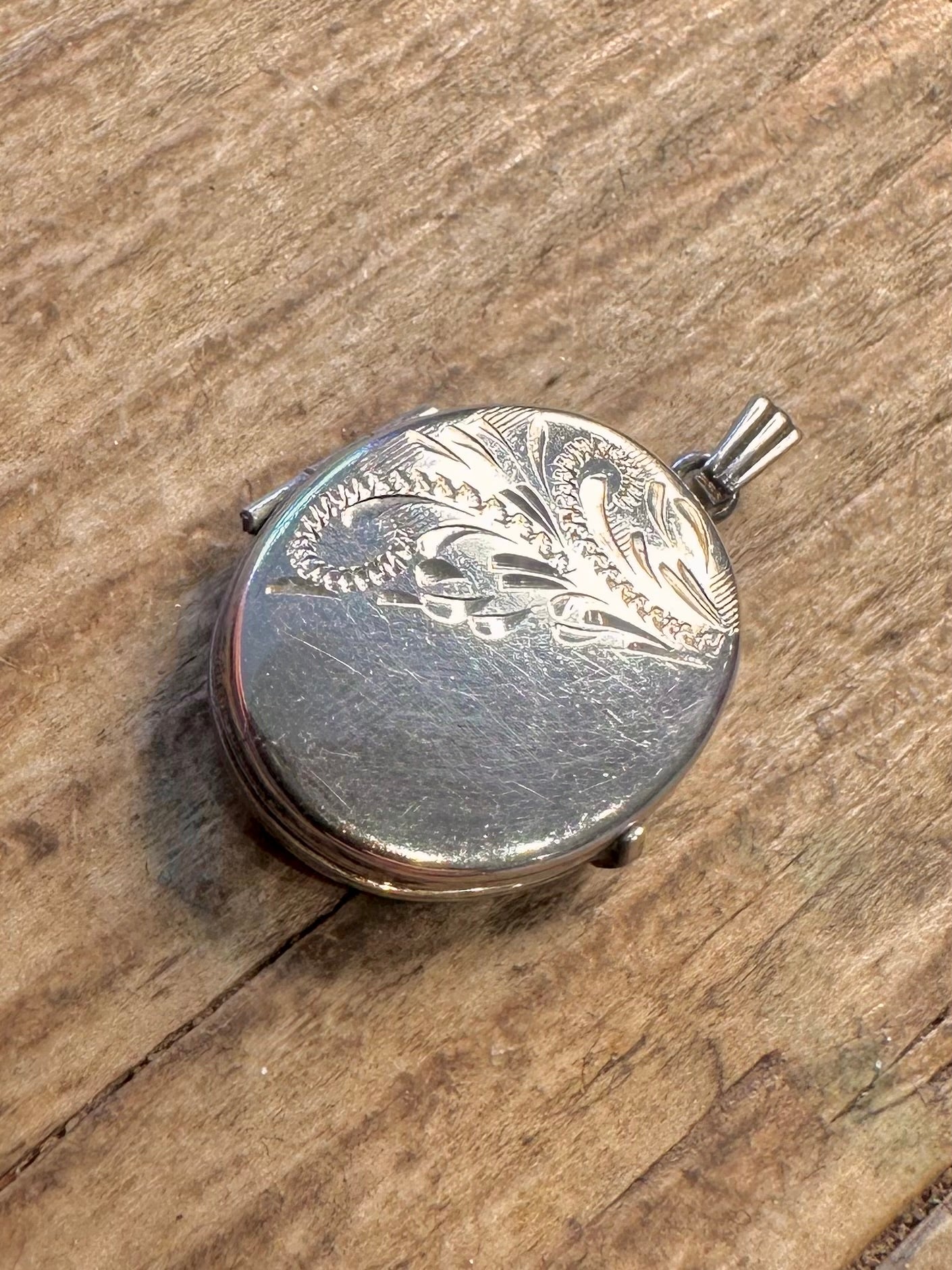 Ovales graviertes Medaillon, Anhänger aus 925er Sterlingsilber