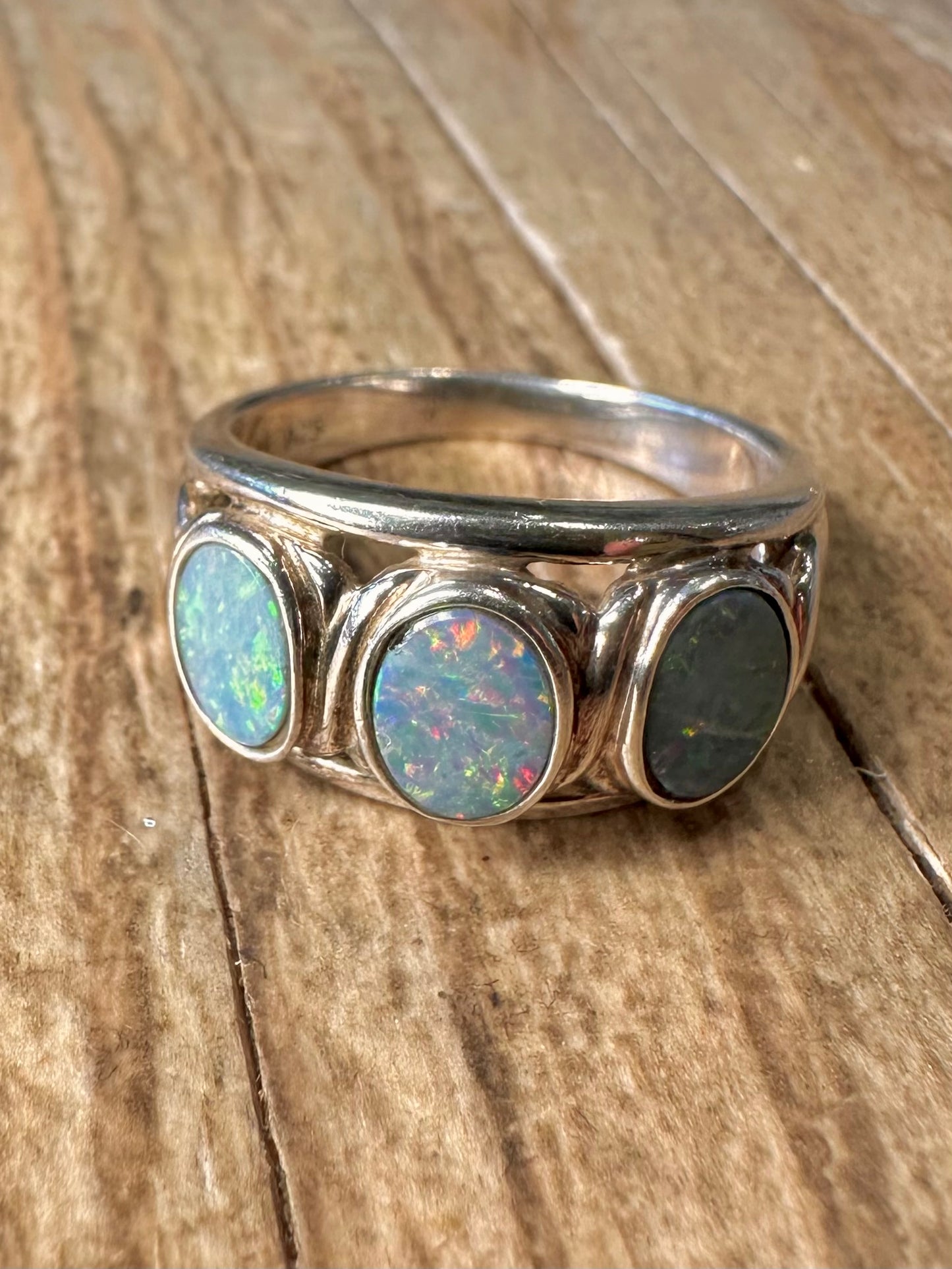 Vintage Trio Opal 925 Sterling Silver Size Q1/2 Ring