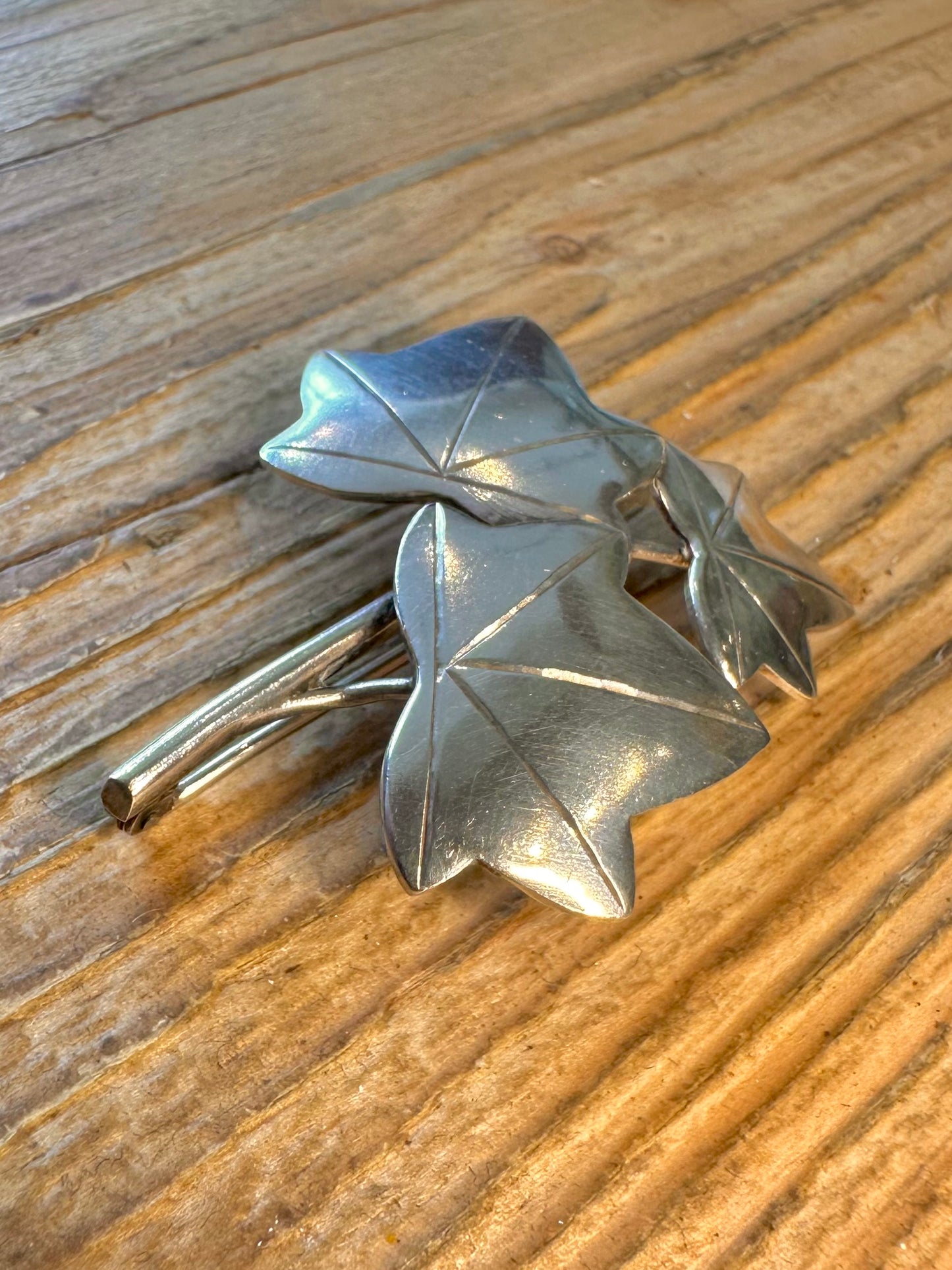 Geoffrey Bellamy For Ivan Tarratt 1963 Leaf Design 925 Sterling Silver Brooch