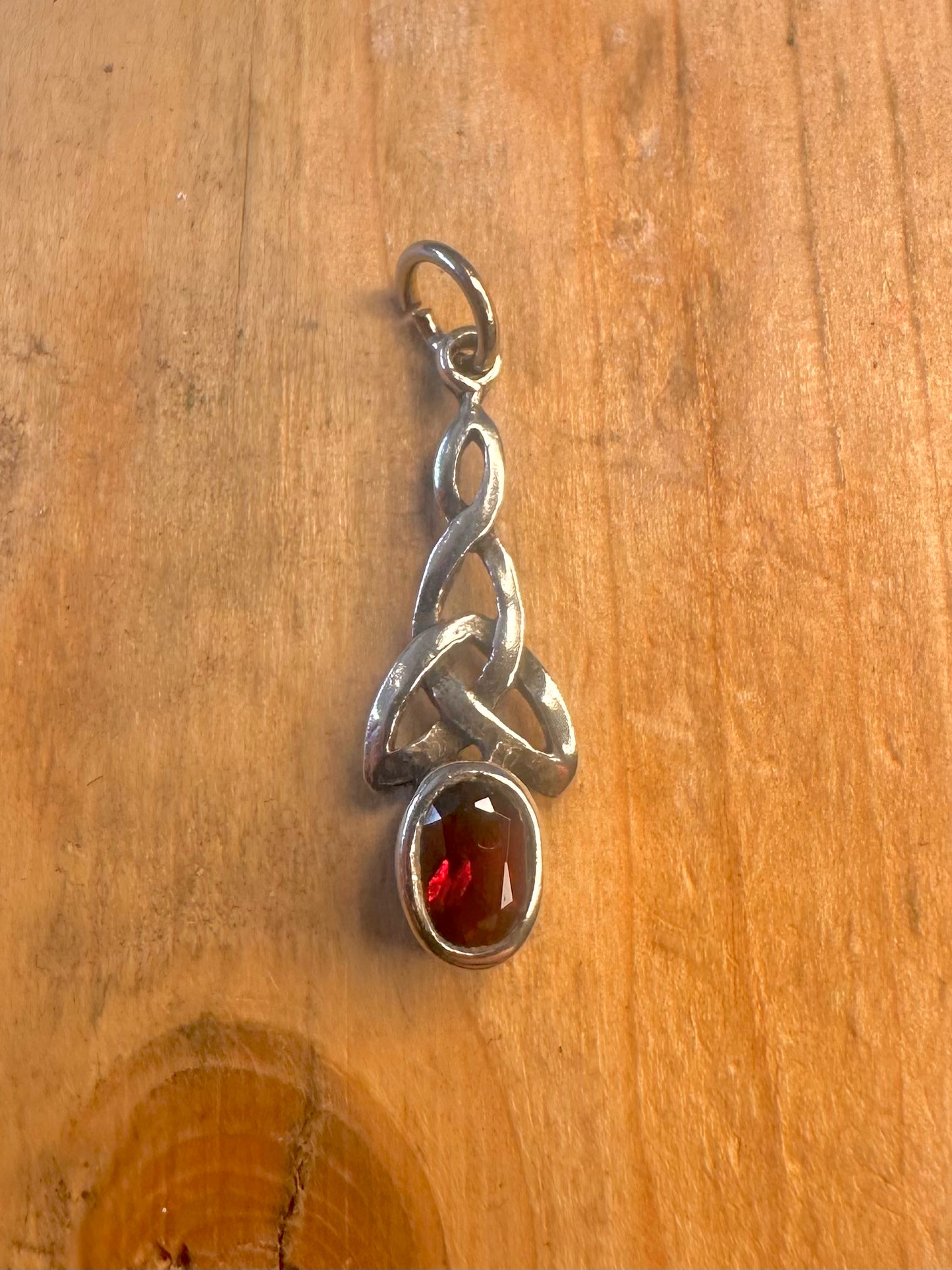Celtic Garnet Red Stone 925 Sterling Silver Pendant