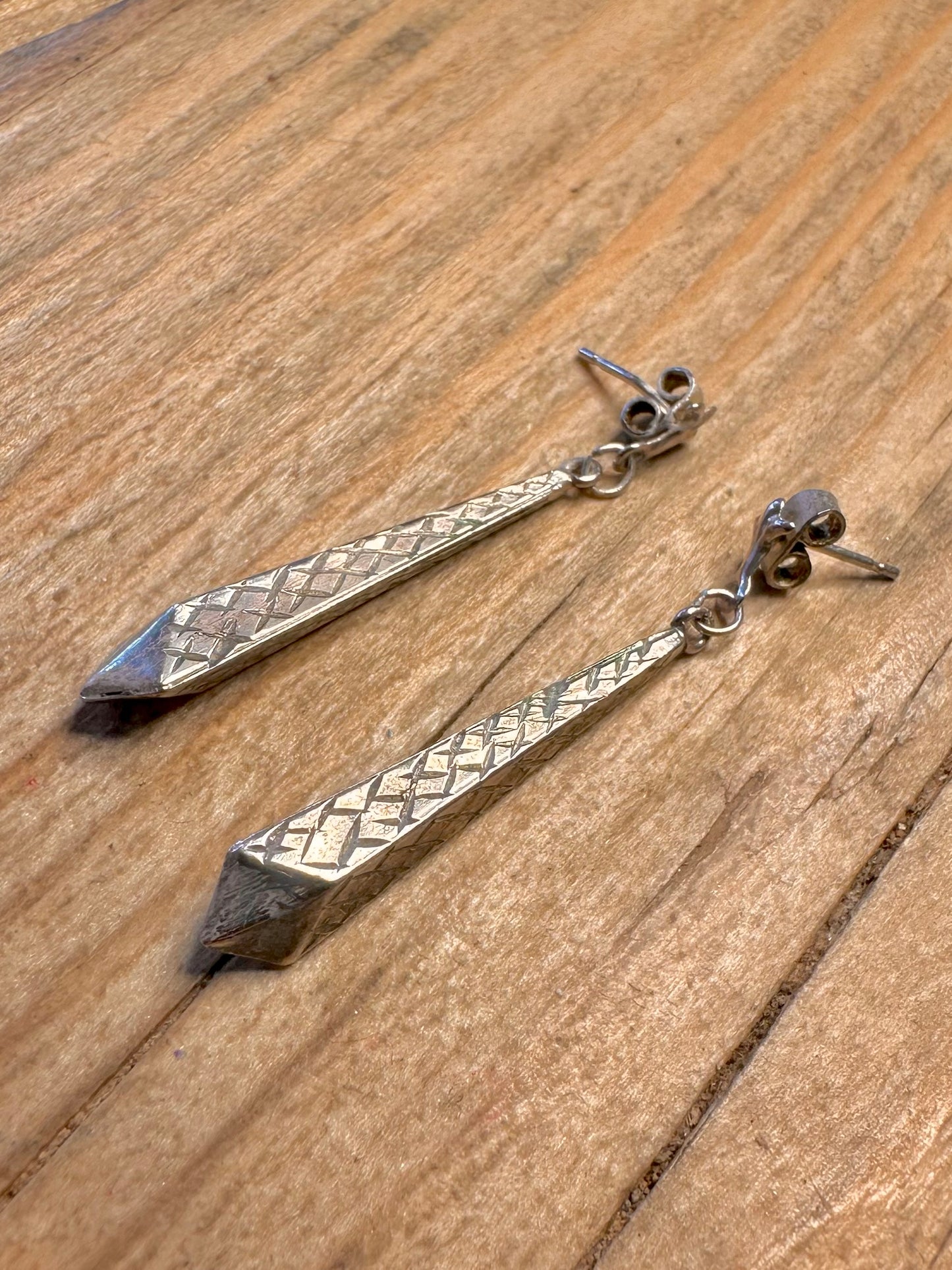 Vintage Textured Pillar Dangle 925 Sterling Silver Earrings