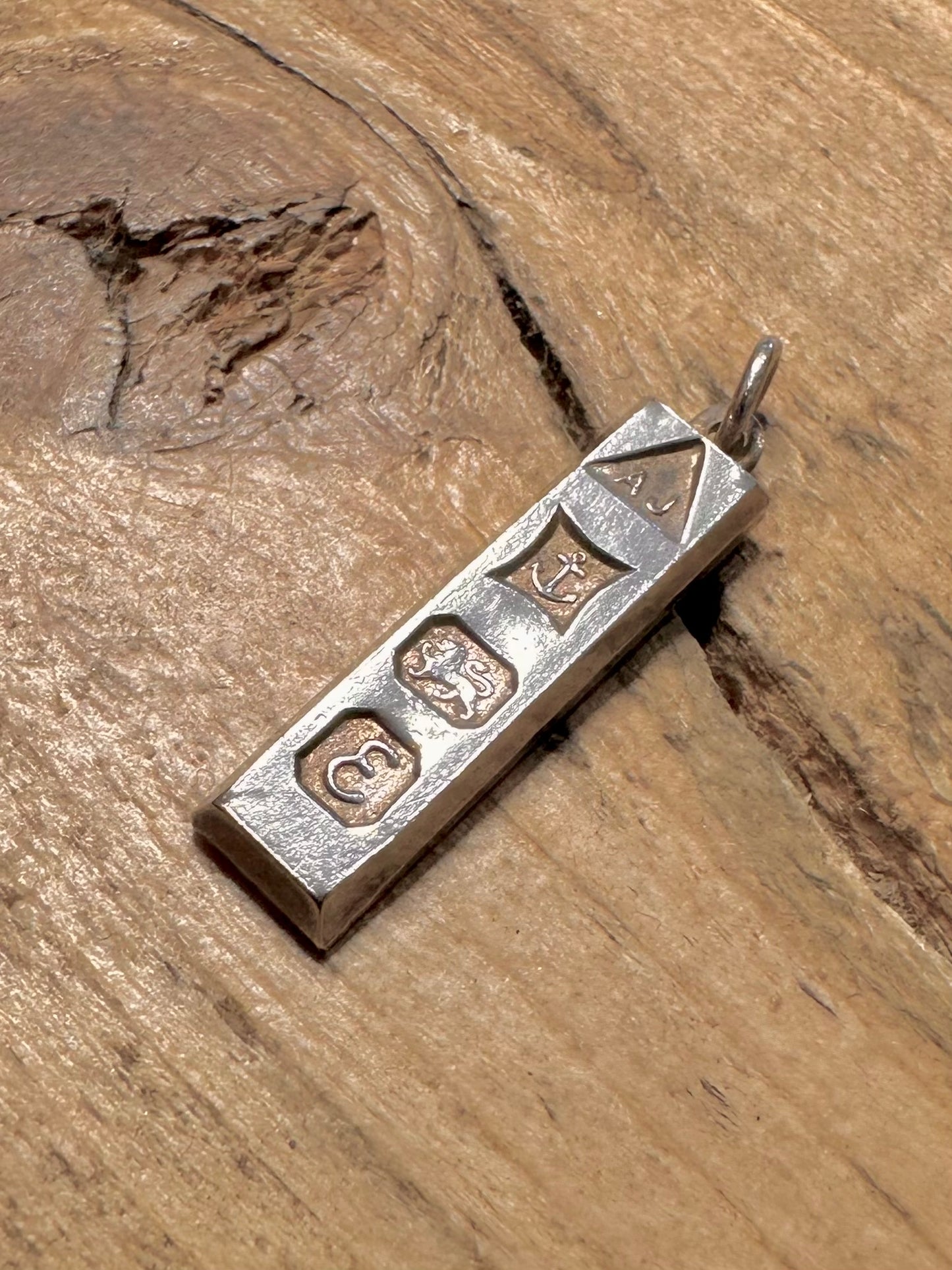 Vintage 1979 Ingot AJ Maker 925 Silver Pendant