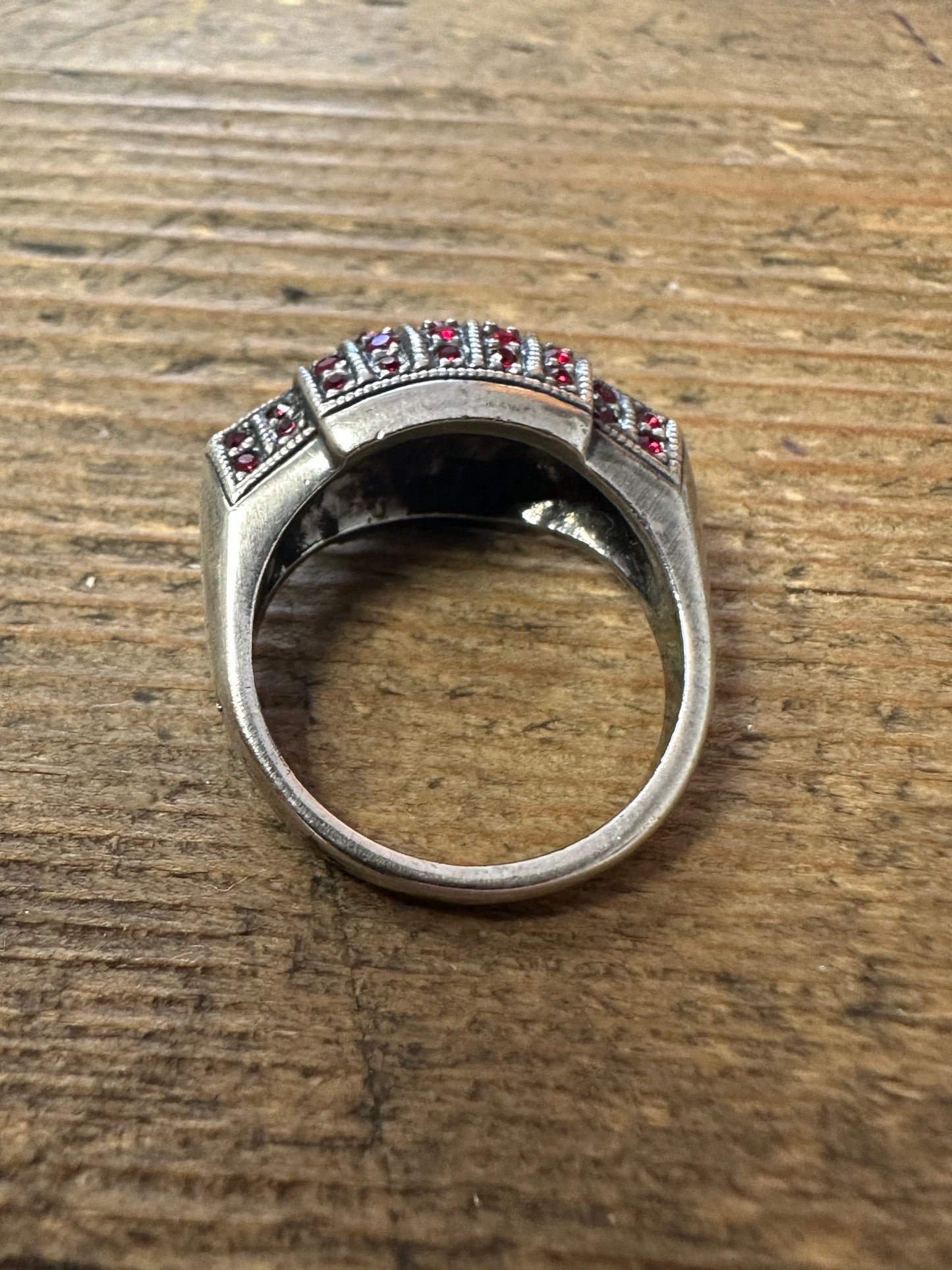 Modernist Garnets 925 Silver Size M Ring