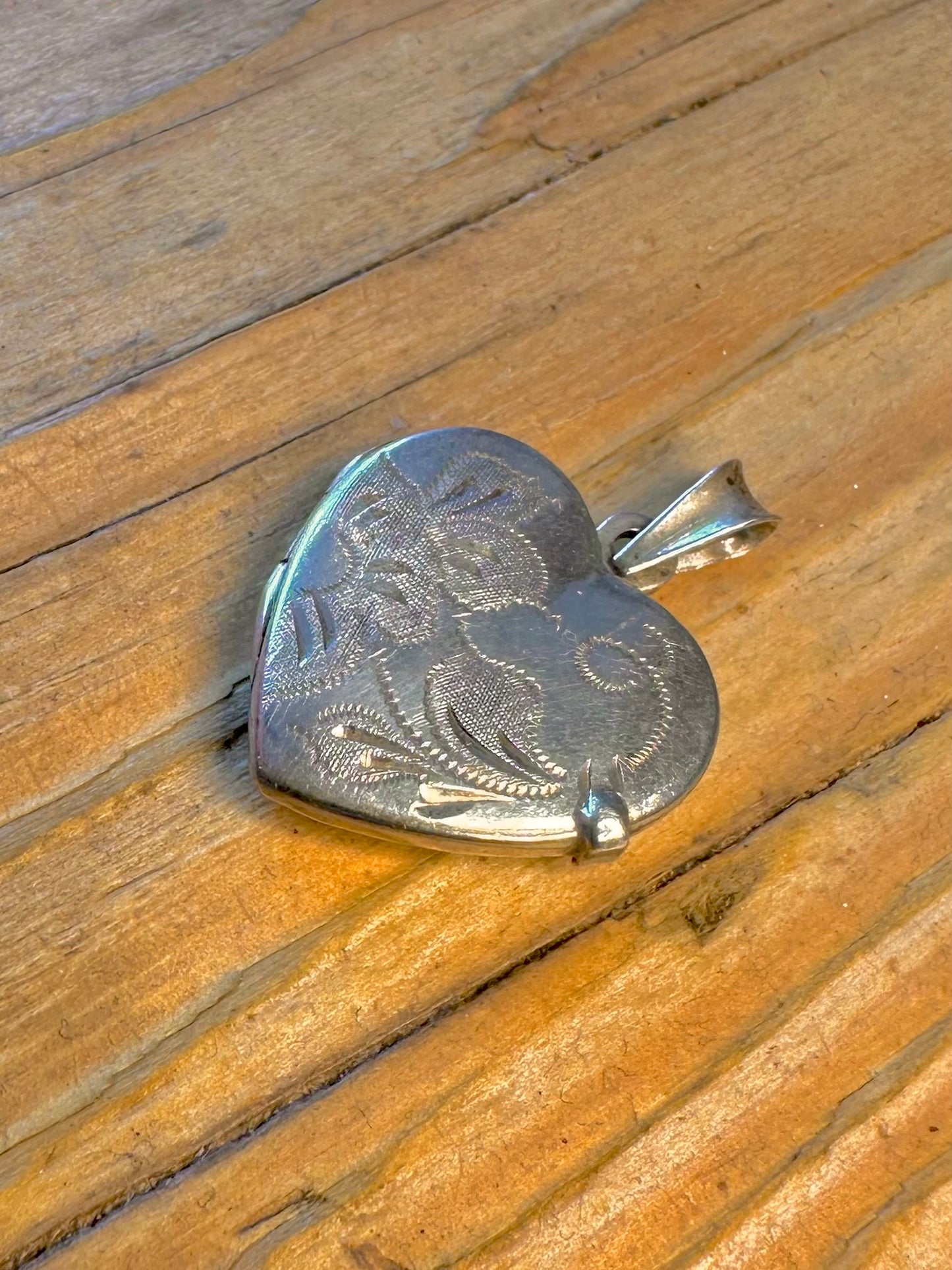Heart Floral Engraved Locket 835 Silver Pendant
