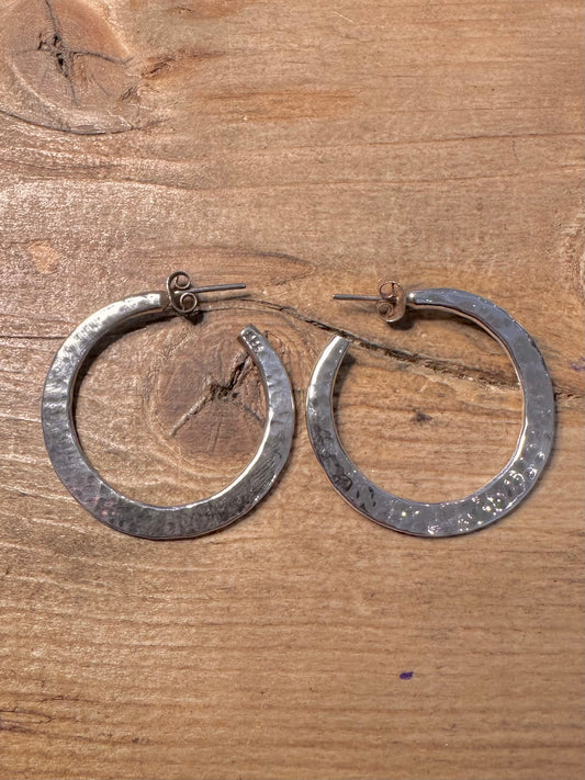 Modernist Hammered Hoop 925 Silver Earrings