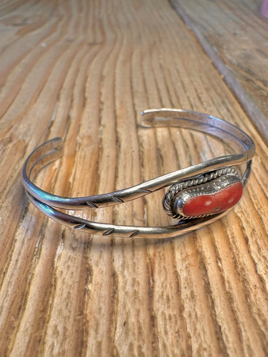 Vintage Coral Navajo Small Cuff 925 Sterling Silver Bangle