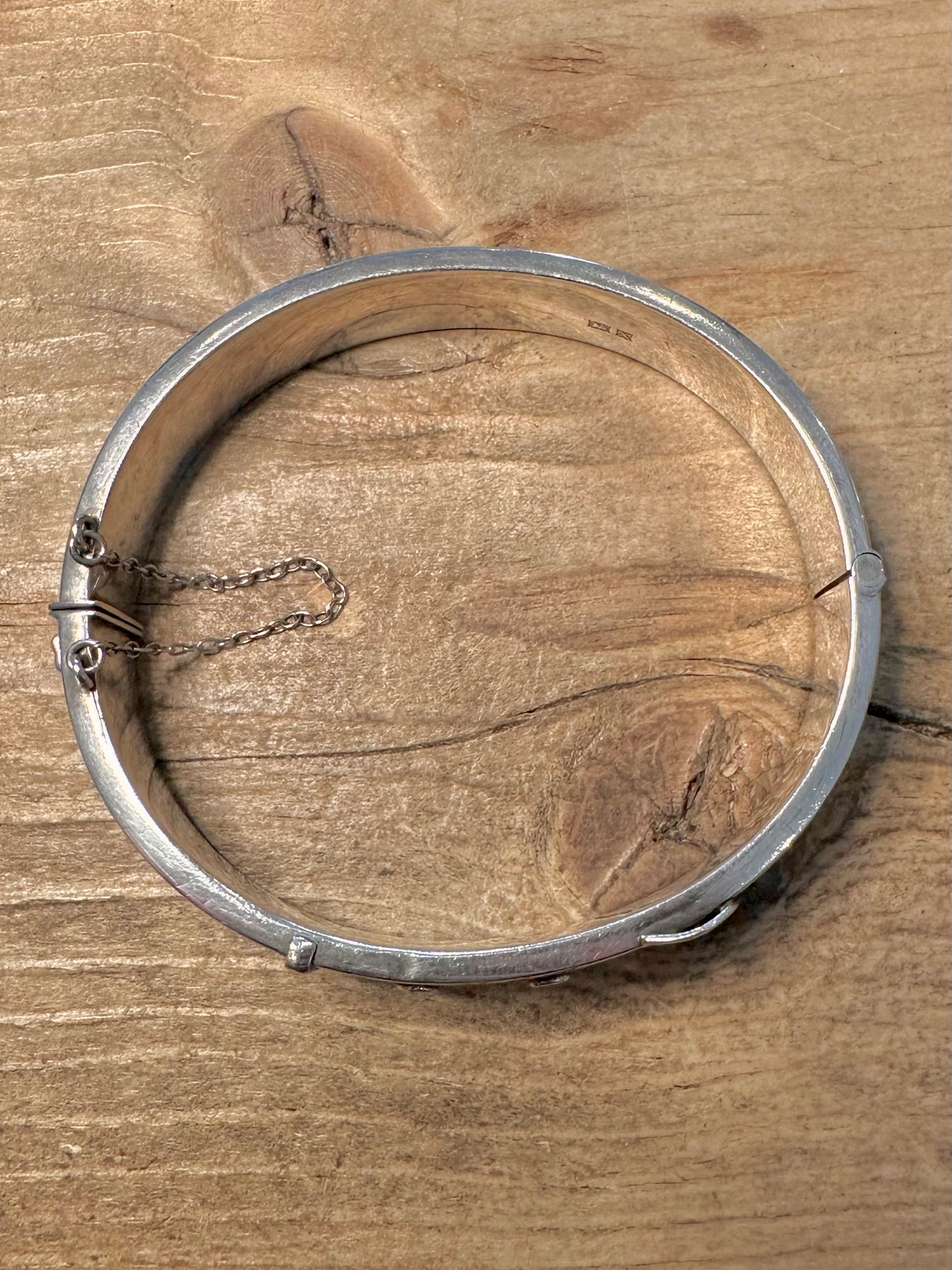Vintage 1972 Flower Engraved Buckle with Safety Chain 925 Silver Maker JS Bangle