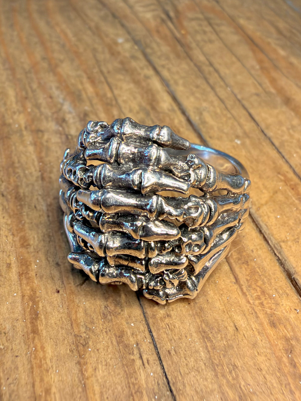 Skeleton Hands Overlapping 925 Sterling Silver Size Z+3 Ring